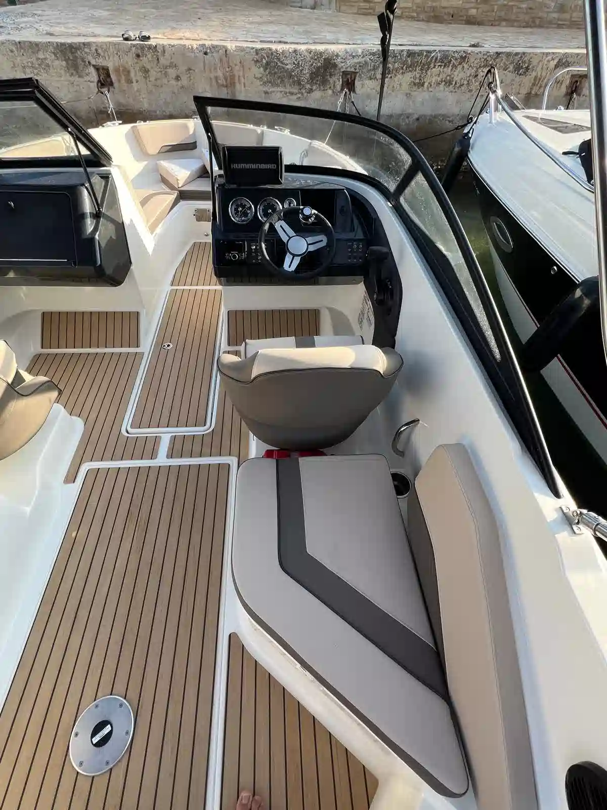 Bayliner V20 150HP - picture 6